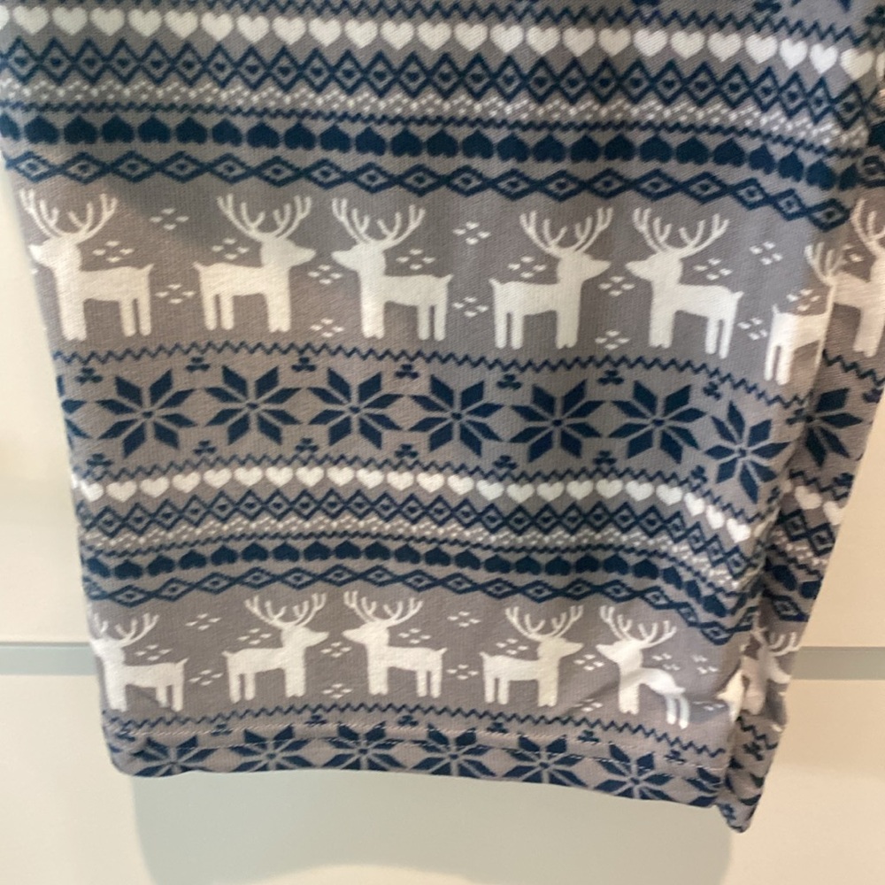 Aegean Apparel Men’s Pajama Pants. Gray/Blue/White w/Deer Design. Size XL - Picture 3 of 5